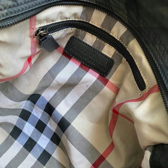 Burberry Purse Authentic - Picture 9 of 11